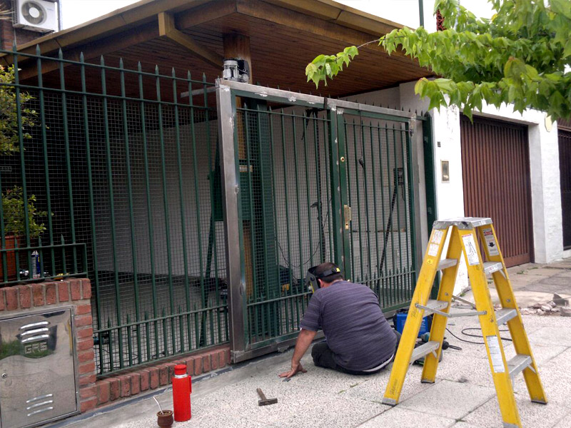 Reformas en persianas, puertas y portones